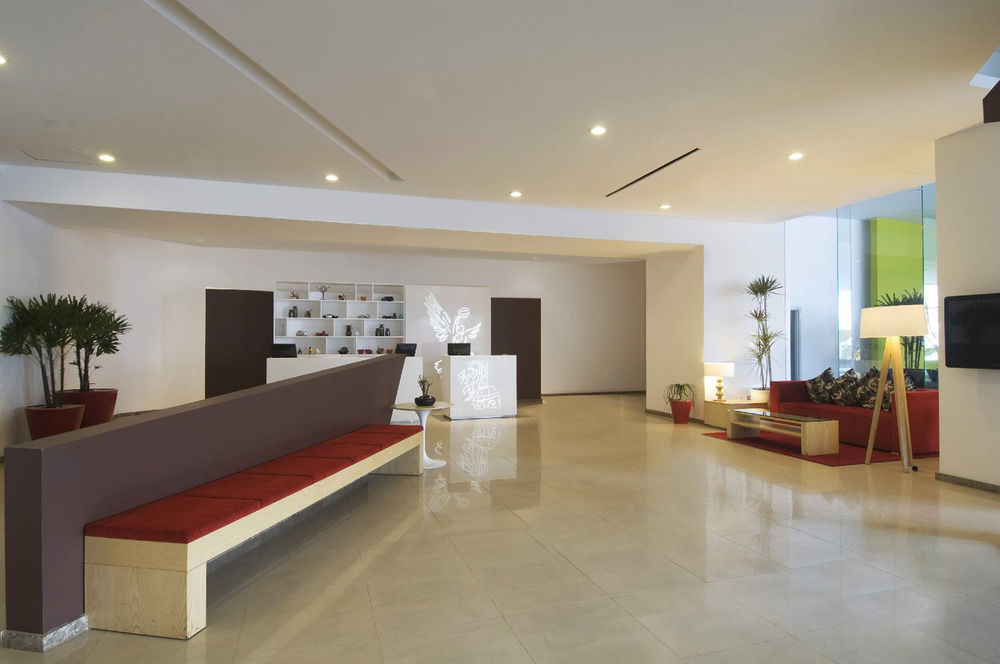 Fiesta Inn Monterrey La Fe San Nicolás de los Garzas Exteriér fotografie